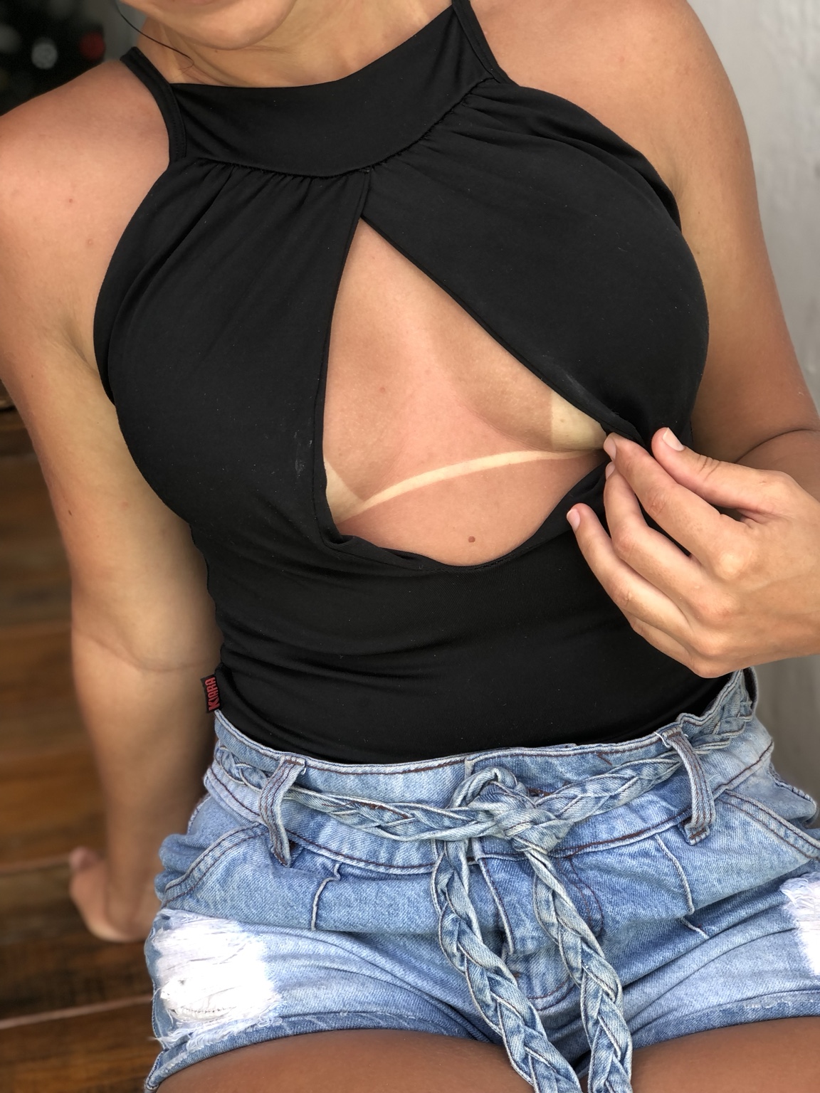 Resultado real de bronzeamento natural Manu BH Bronze
